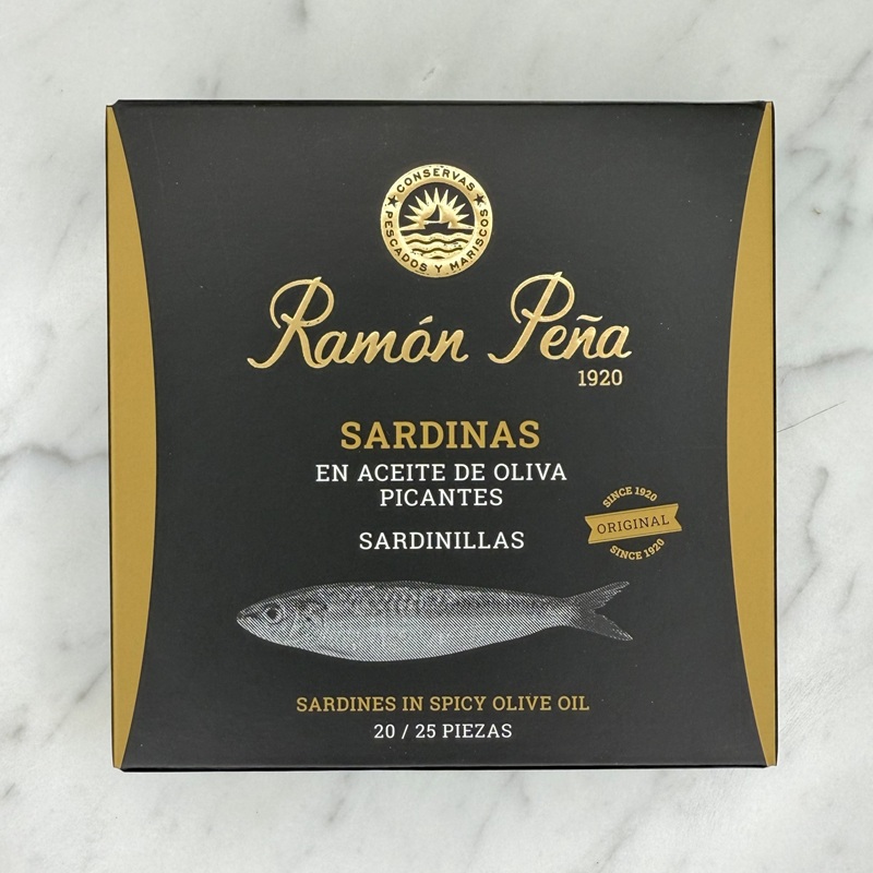 Sardines in pikante olijfolie van Ramon Peña